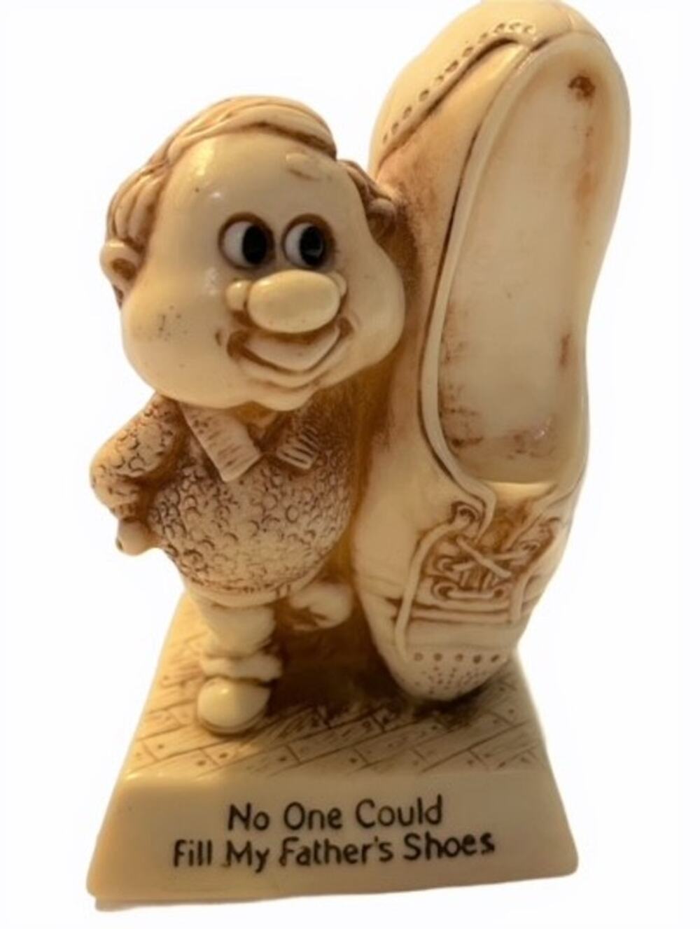 Vintage Russ Berrie and Co figurine EUC